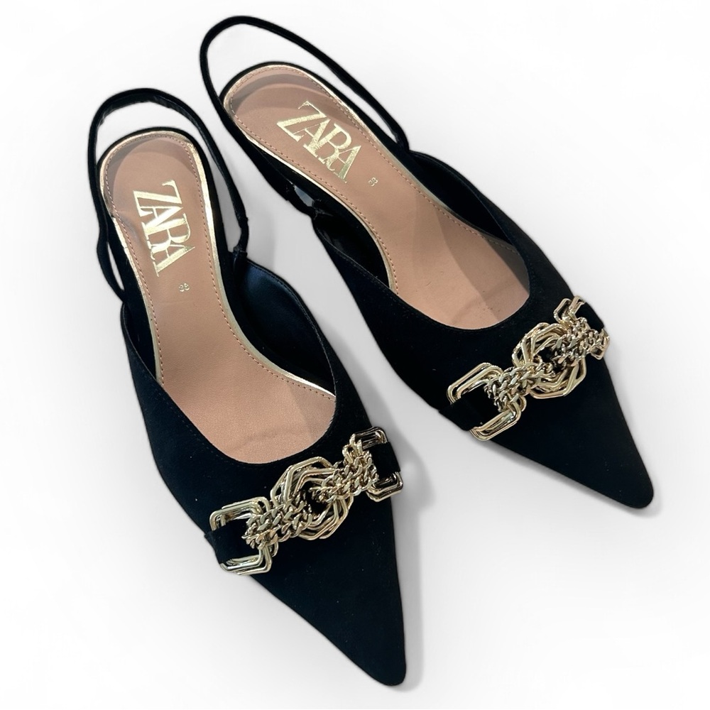 NWOT Zara Black Suede Pointy Toe Slingback Kitten Heels With Gold Chain